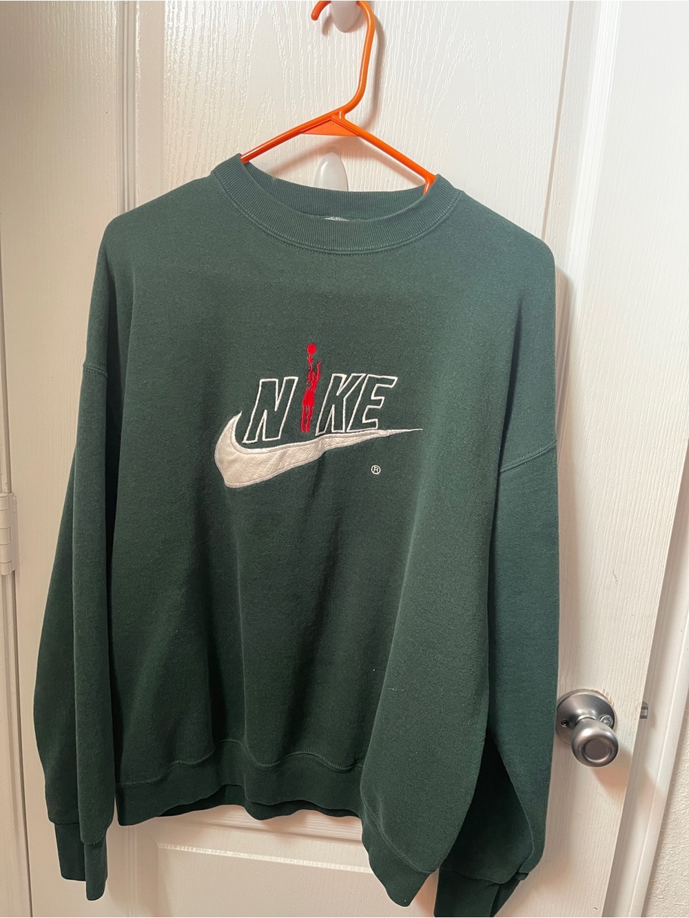 Forrest green vintage Nike basketball sweatshirt snake skin